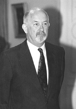 A2.JPG (15080 BYTES)