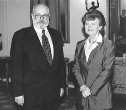 P1.JPG (17902 BYTES)