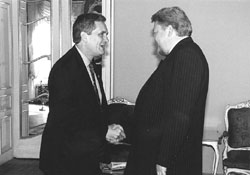 S3.JPG (13049 BYTES)