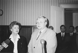 I5.JPG (17239 BYTES)