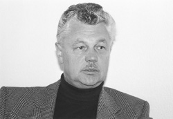 T2.JPG (13922 BYTES)