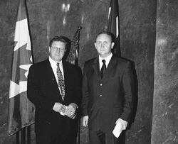 K2.JPG (25282 BYTES)