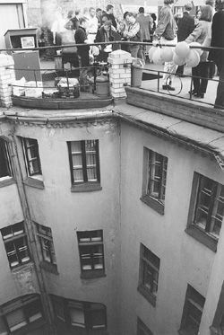 M9.JPG (45152 BYTES)