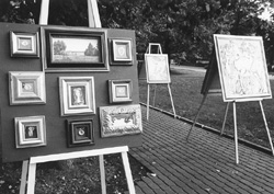 V13.JPG (28159 BYTES)