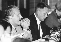 S2.JPG (21741 BYTES)