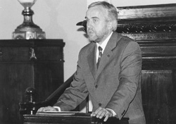 U3.JPG (20128 BYTES)