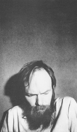 IZ10.JPG (37627 BYTES)