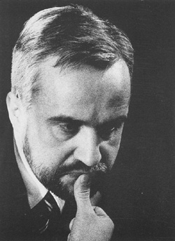 IZ4.JPG (34633 BYTES)