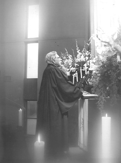 AA1.JPG (23580 BYTES)