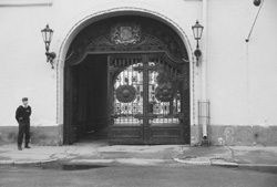 MI1.JPG (17666 BYTES)