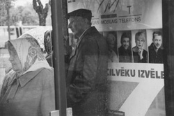 VI6.JPG (20143 BYTES)