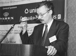 B3.JPG (23130 BYTES)