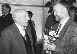 M2.JPG (25150 BYTES)