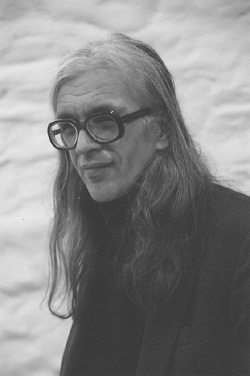 MII6.JPG (26052 BYTES)