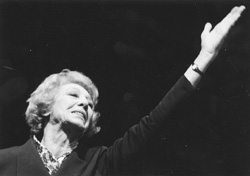 R4.JPG (12857 BYTES)