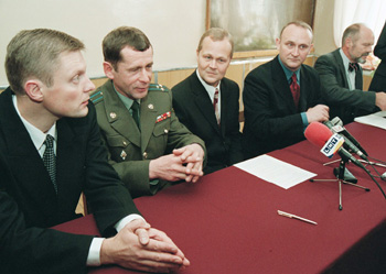 SK2.JPG (47651 BYTES)