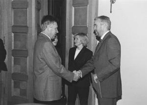 M1.JPG (22169 BYTES)