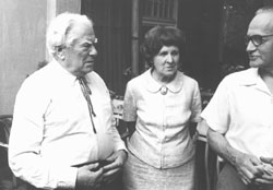 AA7.JPG (14425 BYTES)