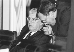 S8.JPG (19369 BYTES)