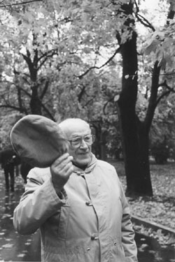 VI1.JPG (32771 BYTES)