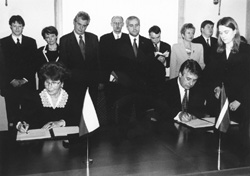 C13.JPG (19128 BYTES)