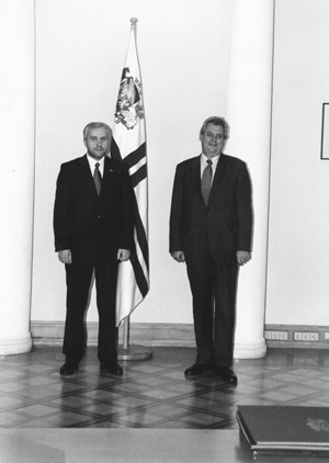 C15.JPG (33371 BYTES)