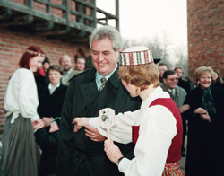 CEHIJAS PREMJERS12-LV.JPG (34010 BYTES)