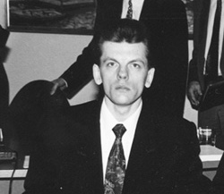 E2.JPG (21709 BYTES)