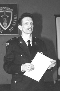 AA.JPG (21049 BYTES)