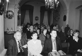 PI2.JPG (34534 BYTES)