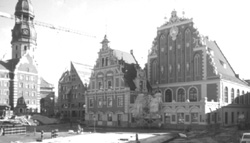 M11.JPG (17380 BYTES)