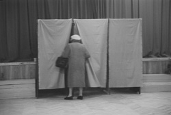 M8.JPG (13539 BYTES)