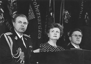 RO2.JPG (26554 BYTES)