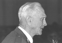 11.JPG (13913 BYTES)