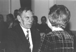 17.JPG (17799 BYTES)