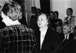 22.JPG (22315 BYTES)