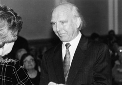 32.JPG (17724 BYTES)