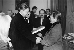 S1.JPG (20252 BYTES)