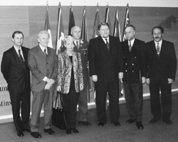 S2.JPG (38330 BYTES)