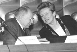 I4.JPG (20359 BYTES)