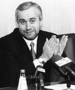 SS2.JPG (28551 BYTES)