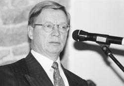 I2.JPG (17694 BYTES)