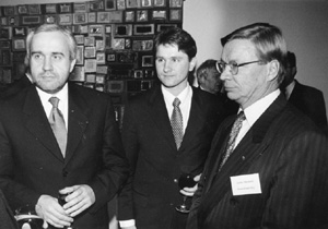 I5.JPG (28141 BYTES)