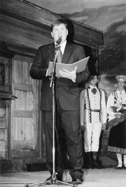 S1.JPG (39198 BYTES)