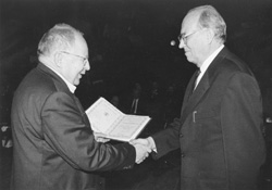 ZA4.JPG (15757 BYTES)