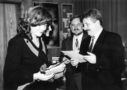 P2.JPG (23076 BYTES)