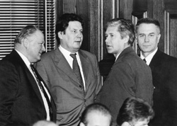 S4.JPG (23951 BYTES)