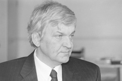 SS1.JPG (12846 BYTES)