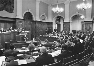 A2.JPG (35558 BYTES)