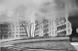 MI9.JPG (21108 BYTES)